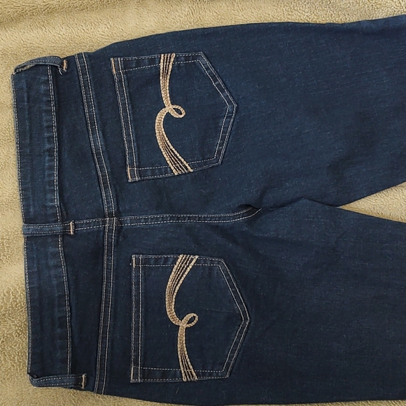 jeans - Picture 4 of 5